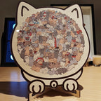 Kattenpuzzel met kleurrijke katjes op het Puzzelbord in Karamel kleur