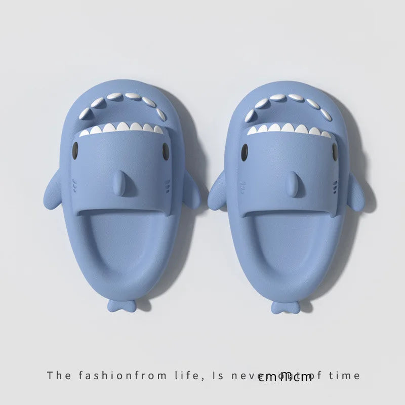SharkSnaps™ Haaien Slippers combineren met  verwisselbare accessoire