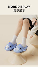 SharkSnaps™ Haaien Slippers combineren met  verwisselbare accessoire